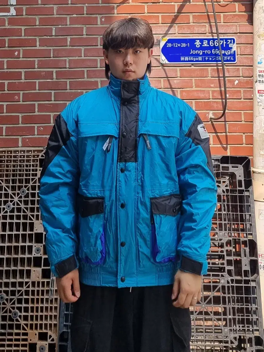 Bloo Multipocket Windbreaker with Jumper L