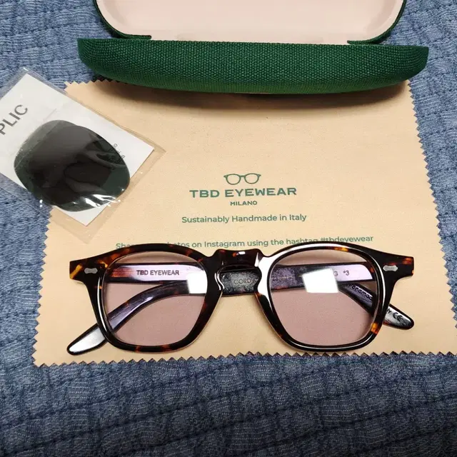 TBD EYE WEAR dark Havana 틴트 선글라스