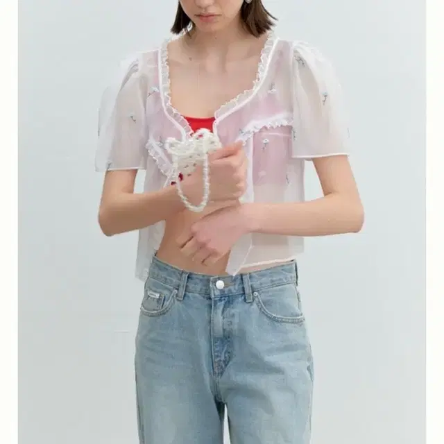 SOONSU Pure Flower Top (White)