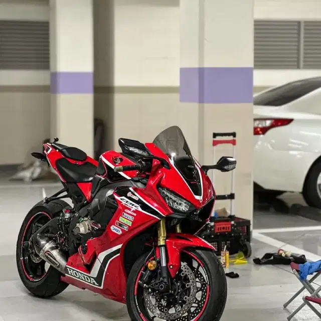 혼다 cbr1000rr 17년식 판매합니다