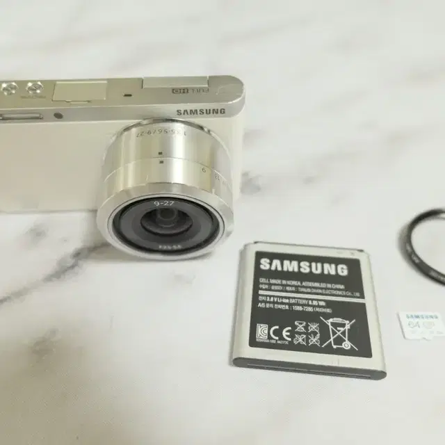 요즘 대세 삼성 미러리스 카메라 NX MINI 화이트 9-27mm 세트