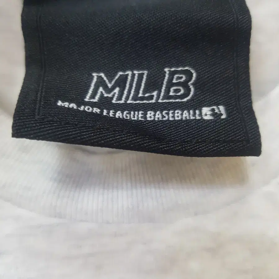 MLB 반팔티 95사이즈