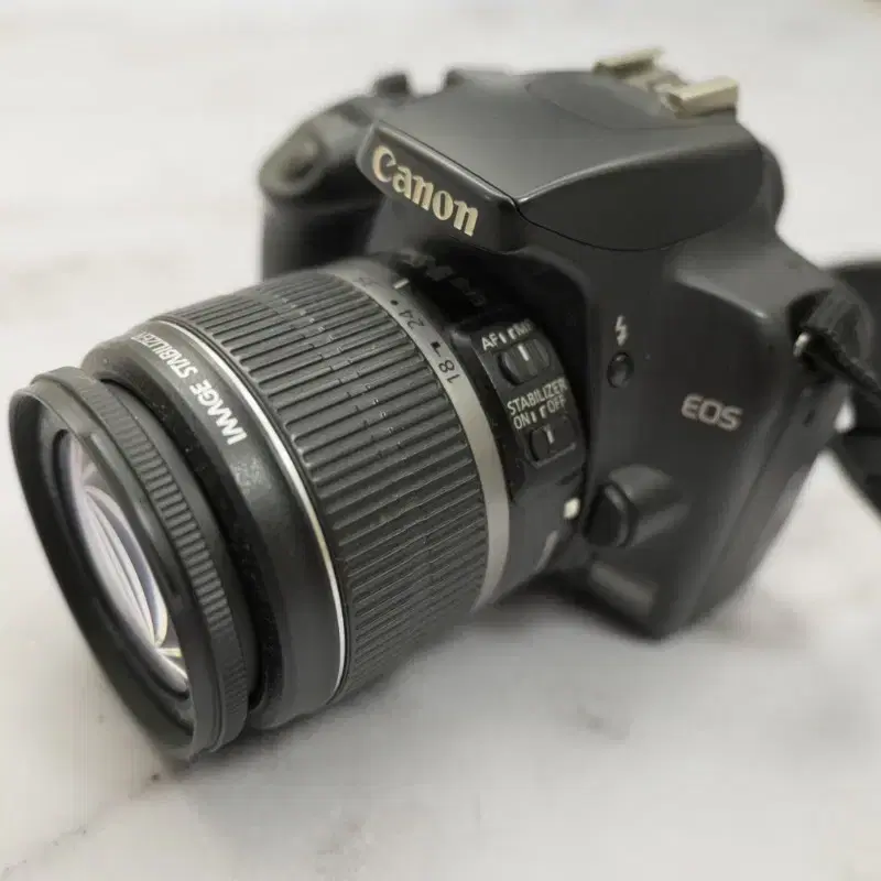 캐논 DSLR 카메라 EOS 1000D 와 18-55 IS 렌즈 세트