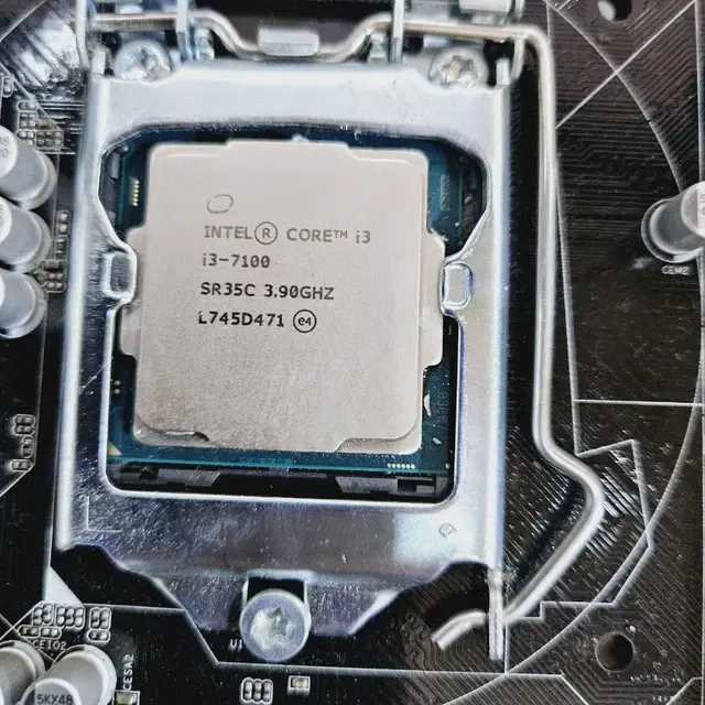 cpu+보드(i3-7100+h110m-hdv)