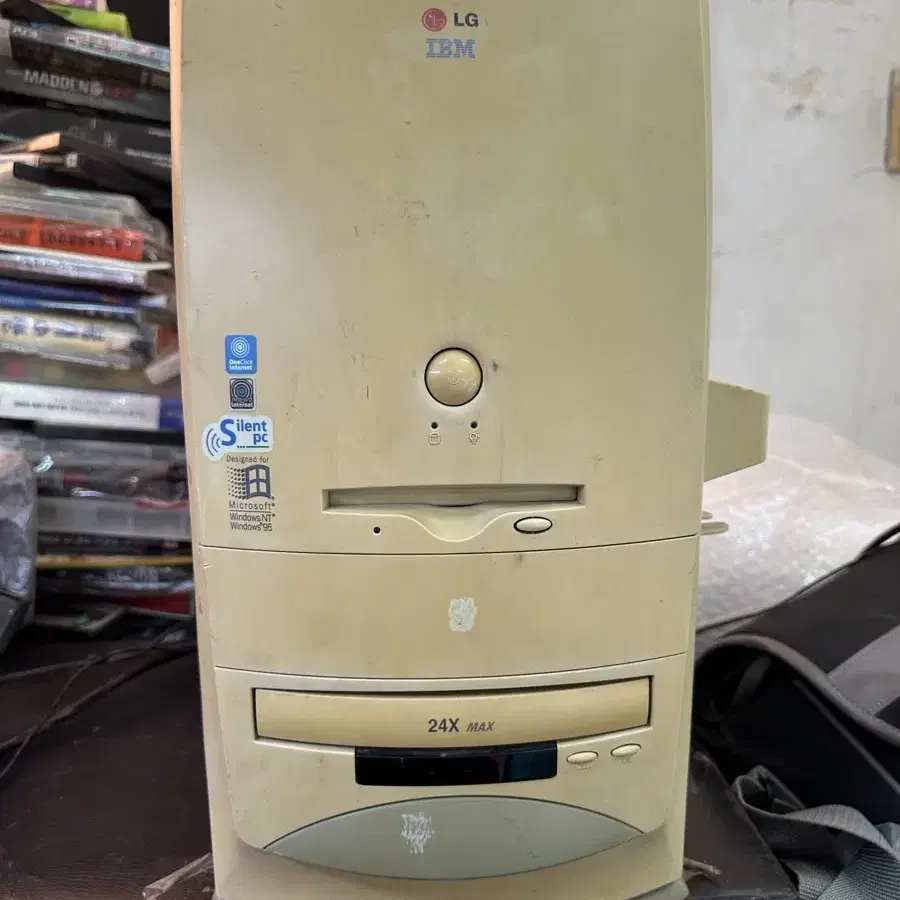 옛날 LG IBM데스크탑컴퓨터,1998년,모델F59,속부품CPU다있음