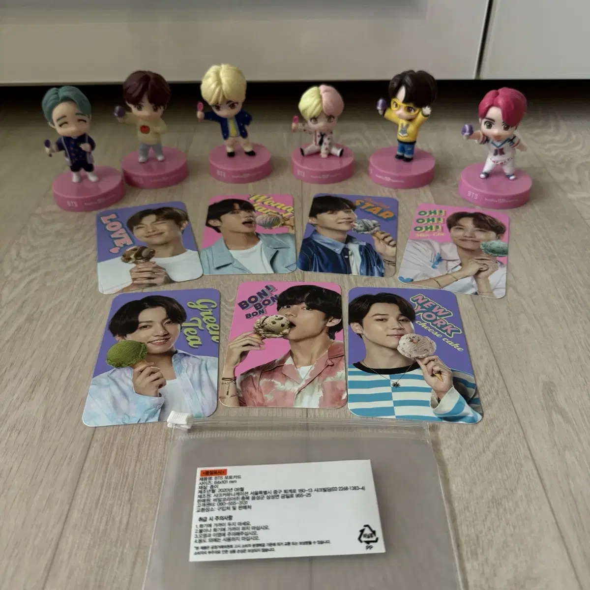 BTS Baskin Robbins Figures,Photocard