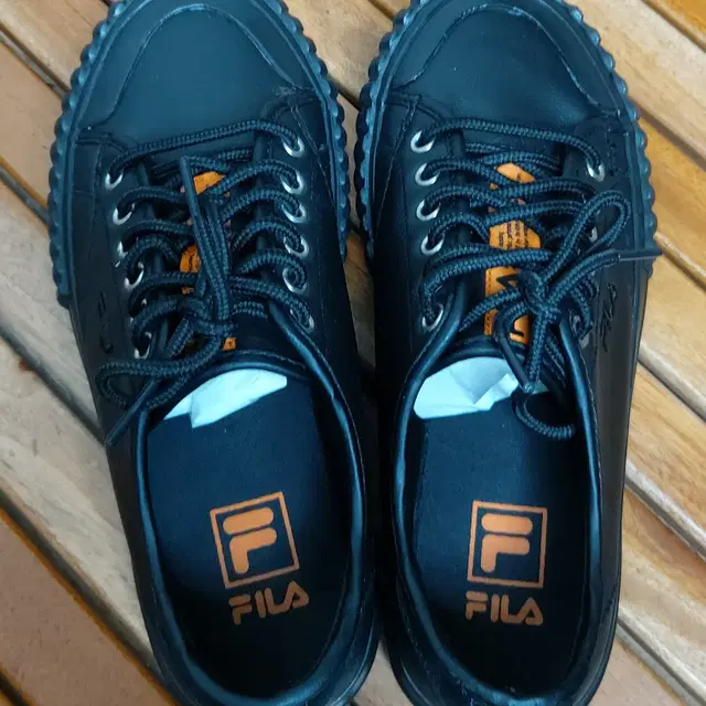 FILA/필라 220 클래식킥스T LX 캐주얼슈즈/스니커즈