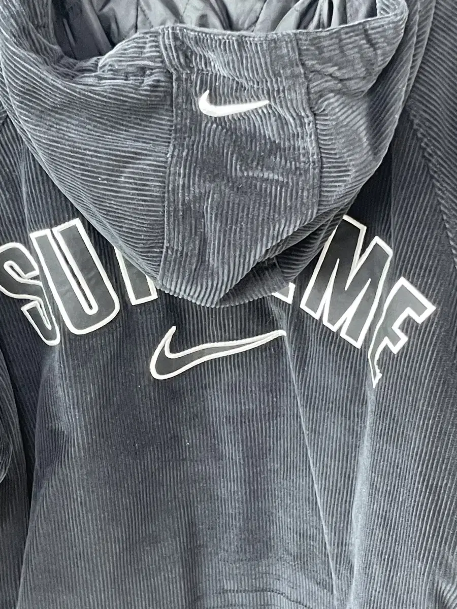 Supreme x Nike Hooded Jacket Black [M].