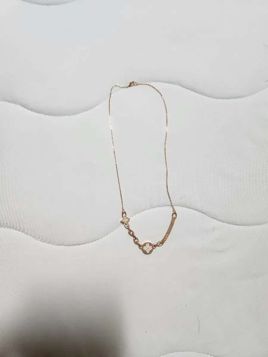 14k gold necklace