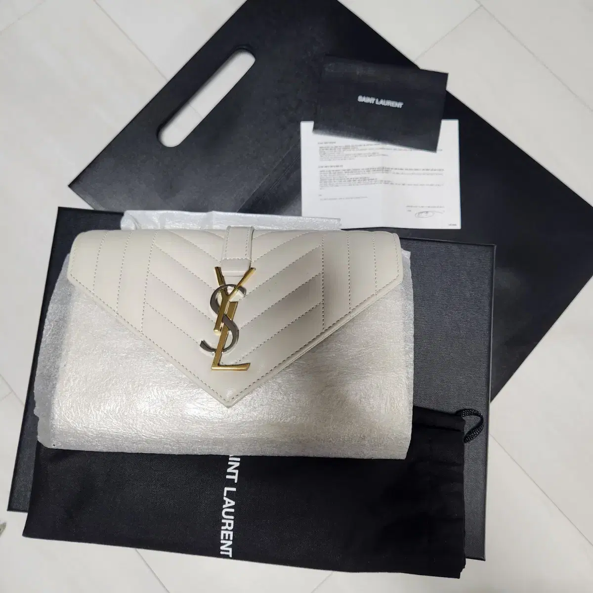 정품 YSL 생로랑 엔벨로프 체인백 600195 새상품