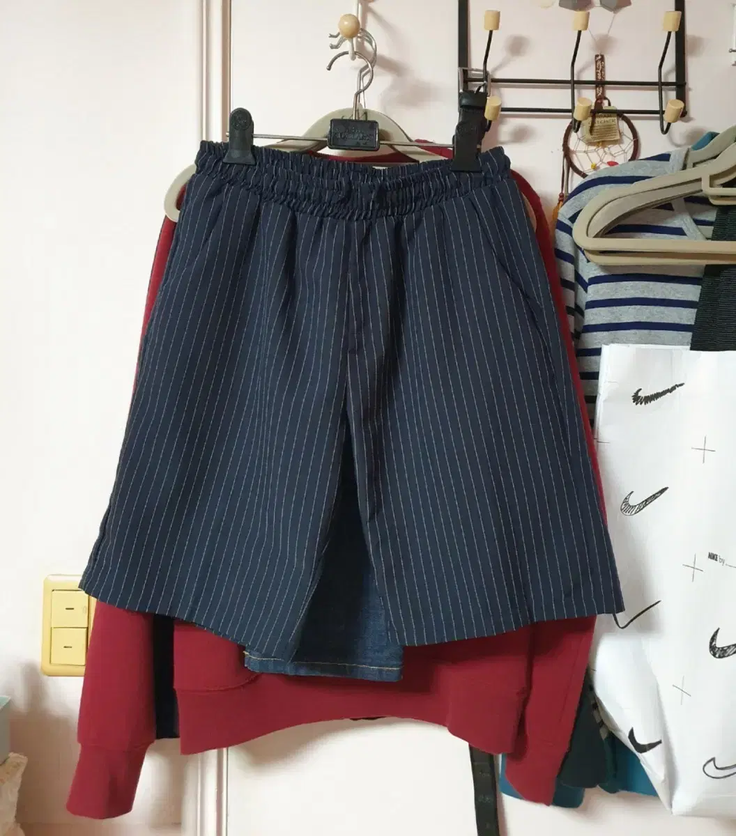 (Quick sale, Quick sale) MNC Striped Half Banding Slacks Shorts Navy XL