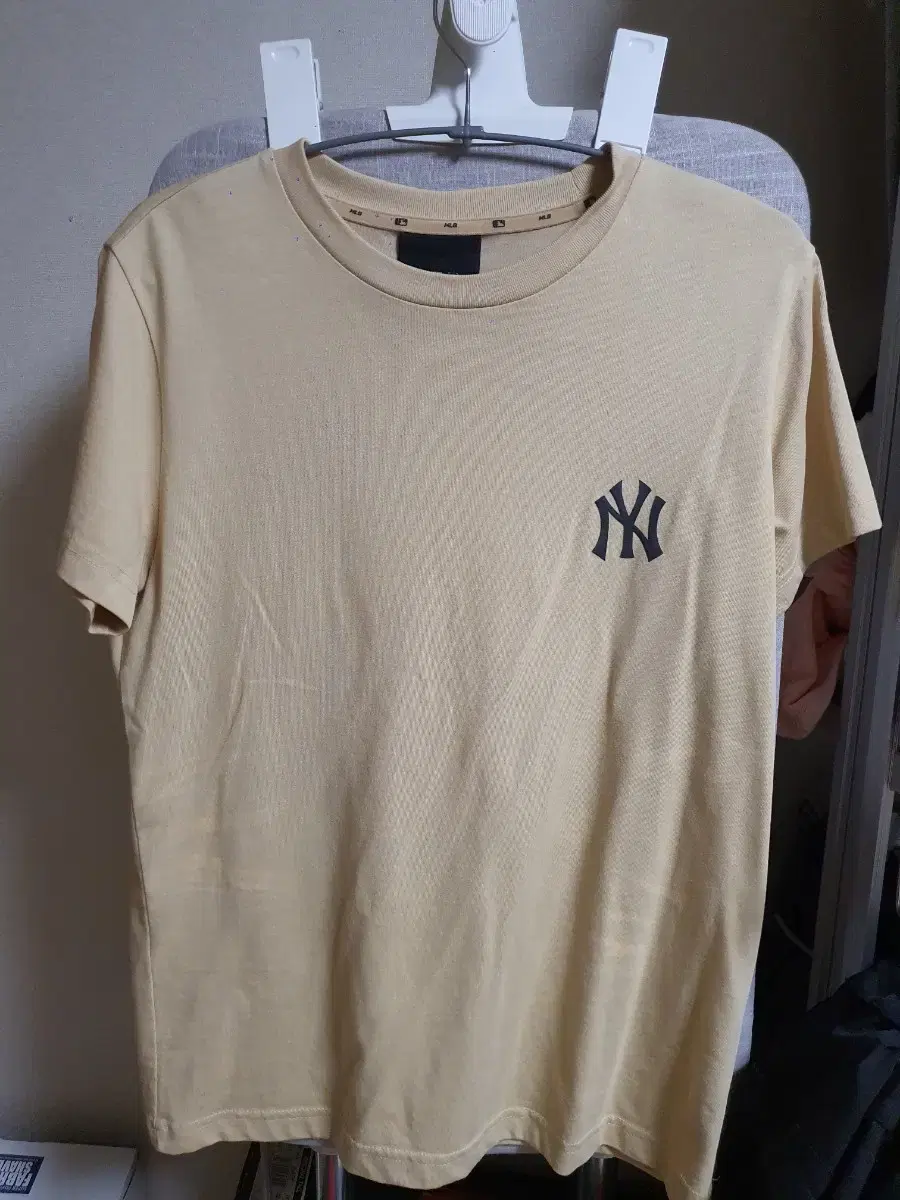 MLB Embroidery Printing Basic Short Sleeve T-Shirt NY - Beige XS