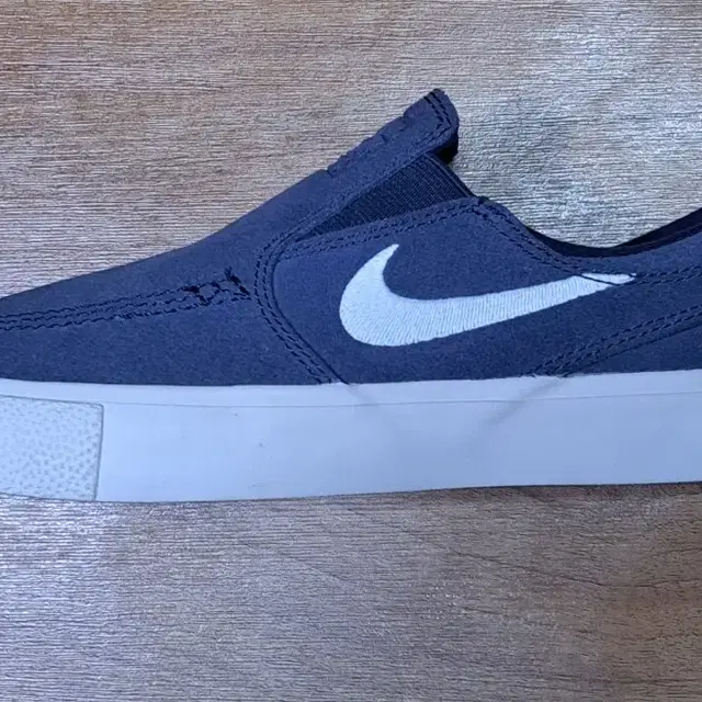 나이키 SB줌 STEFAN JANOSKI OG+ 스케이트보드화 255mm