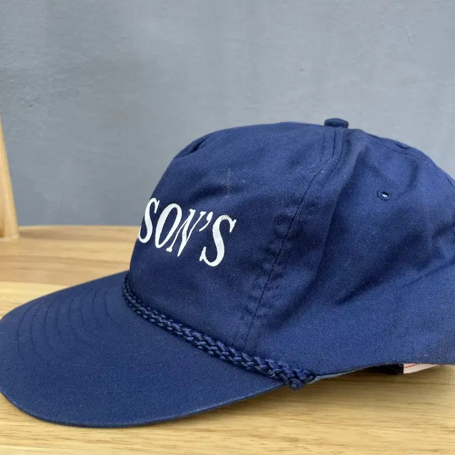 Isakson  vintage cap