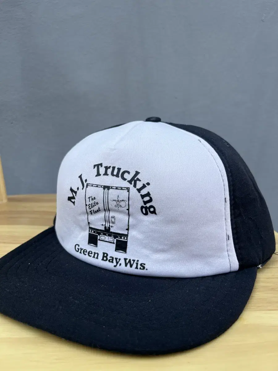 Mj trucking vintage trucker cap