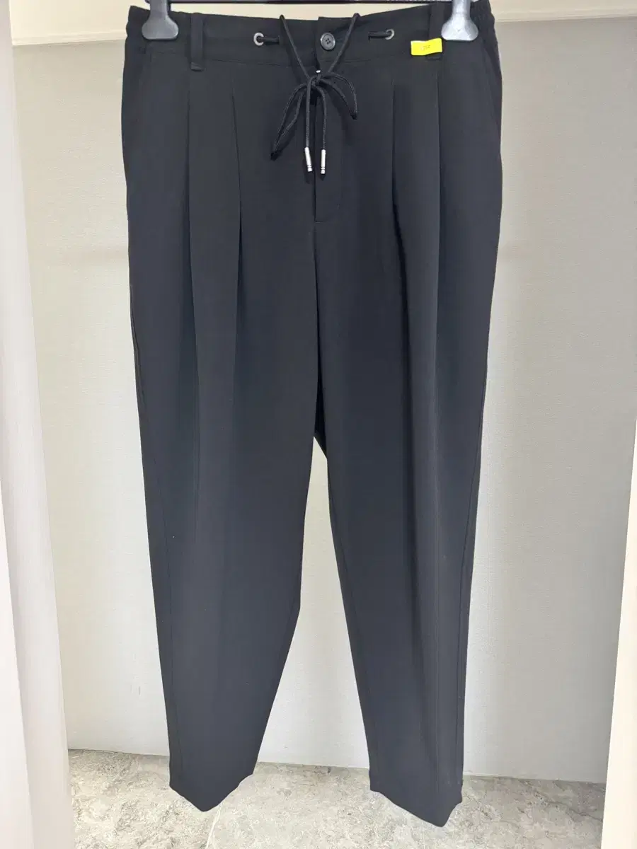 (82) Song Giorgio Homme Jersey Fabric Crop Pants