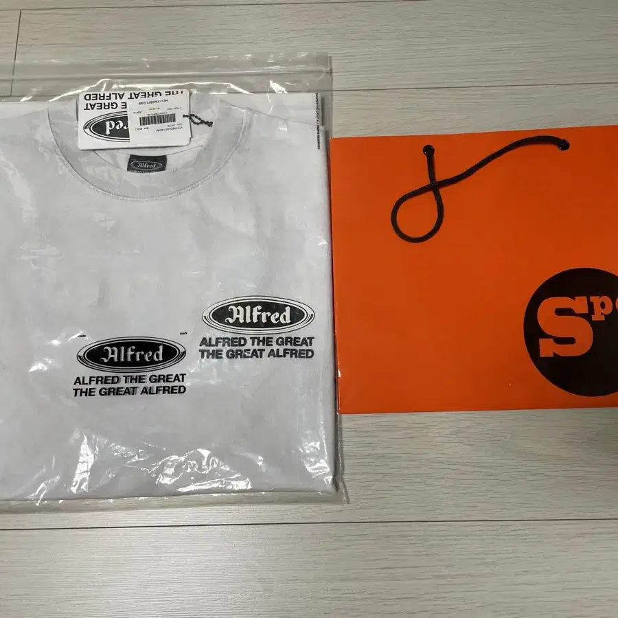 헤리티지플로스 알프레드 VTG FRED OG T-SHIRT(WHITE)