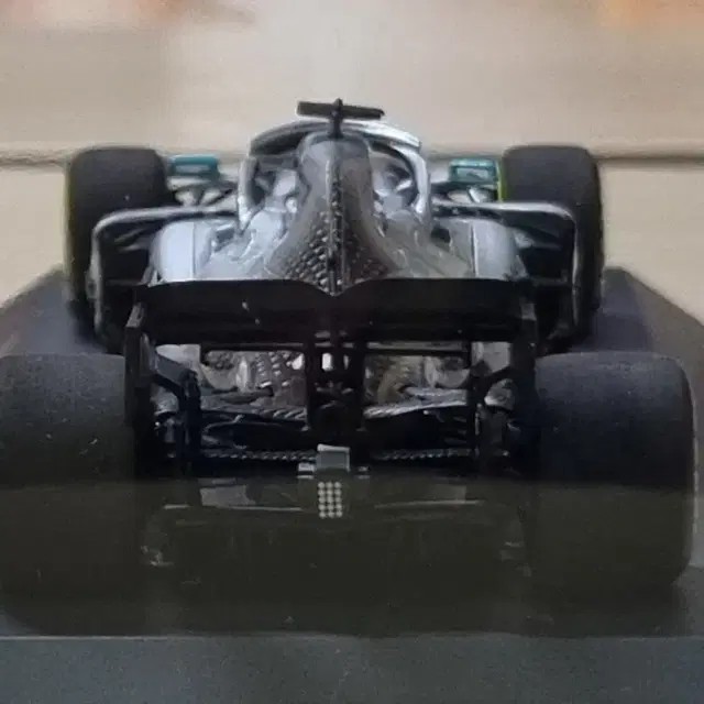 1:43 메르세데스 AMG 페트로나스 루이스 해밀턴 F1 W10 2019