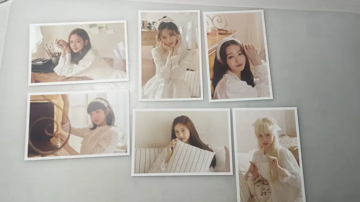 ive 2022 season's greetings postcard