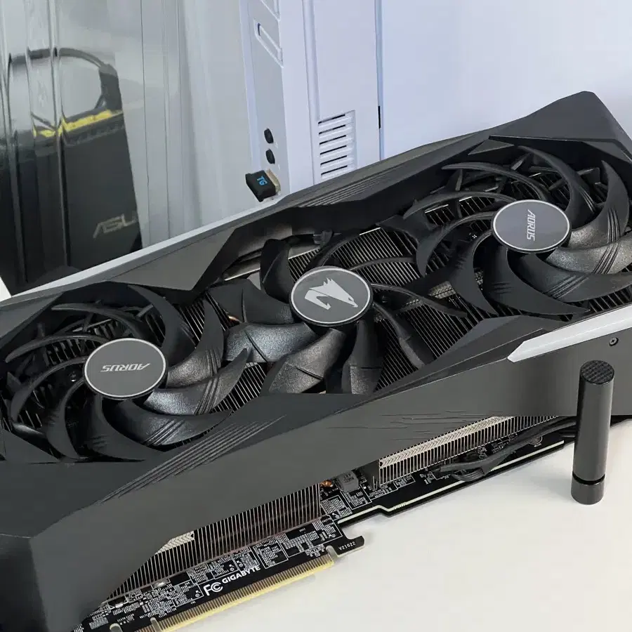 RTX3070ti 어로스 -39만 양재 사당 직거래가능