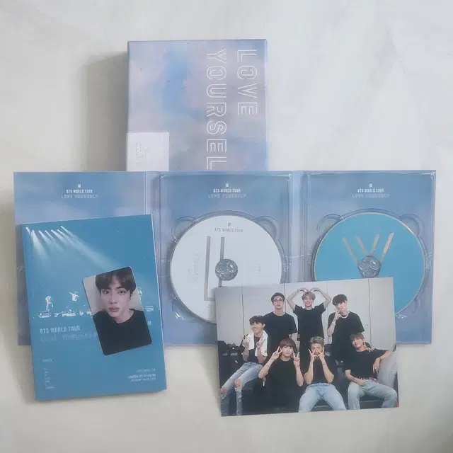 방탄 뉴욕 유럽 DVD 풀박 + 석진 포카 / 상태 좋음