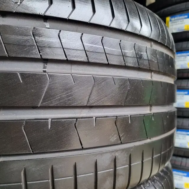 [인천중고타이어]275/30R20 피렐리피제로 PZ4 2753020 중고