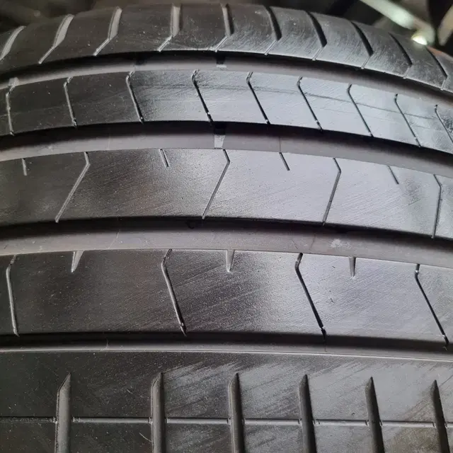 [인천중고타이어]275/30R20 피렐리피제로 PZ4 2753020 중고