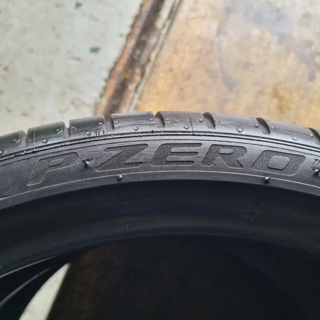 [인천중고타이어]275/30R20 피렐리피제로 PZ4 2753020 중고