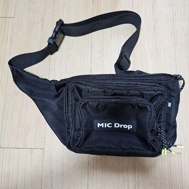 BTS 방탄 마이크드롭 힙색 micdrop hipsack