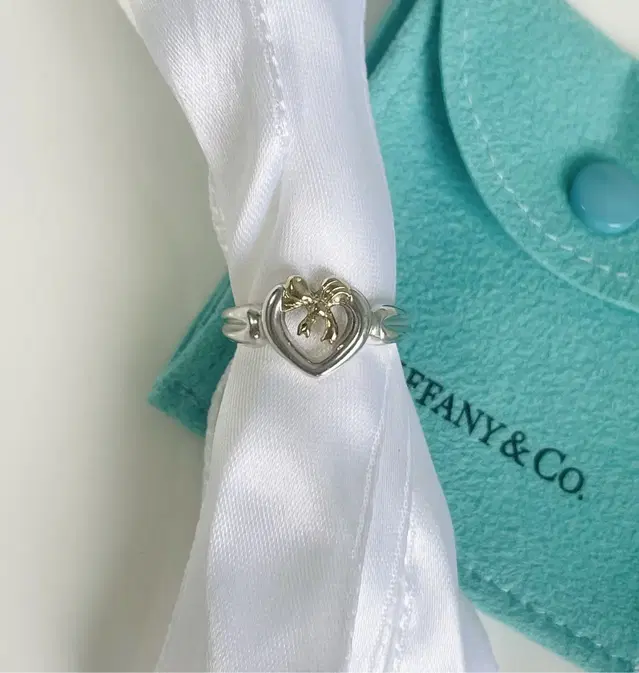 Tiffany & Co. 티파니앤코 하트 리본 18k 골드 콤비 반지