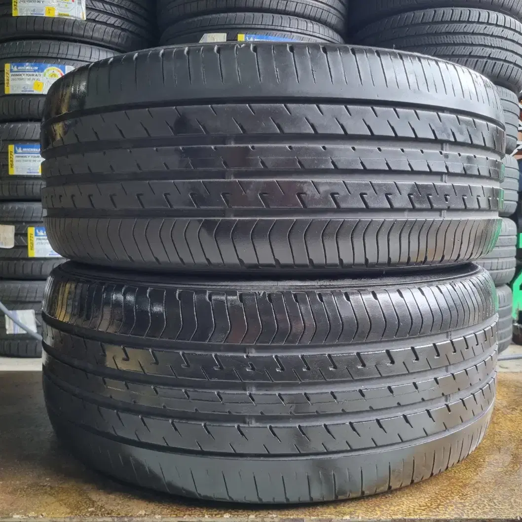 [인천중고타이어]245/40R20 99Y 던롭 뷰로 VE303 중고타이어