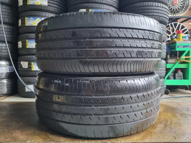 [인천중고타이어]245/40R20 99Y 던롭 뷰로 VE303 중고타이어