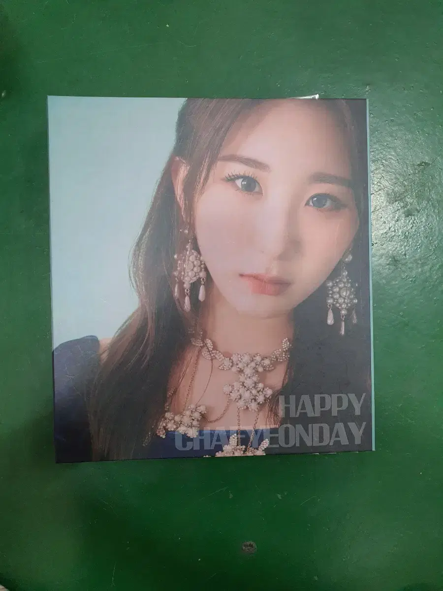 IZ*ONE chaeyeon binder (unofficial goods)