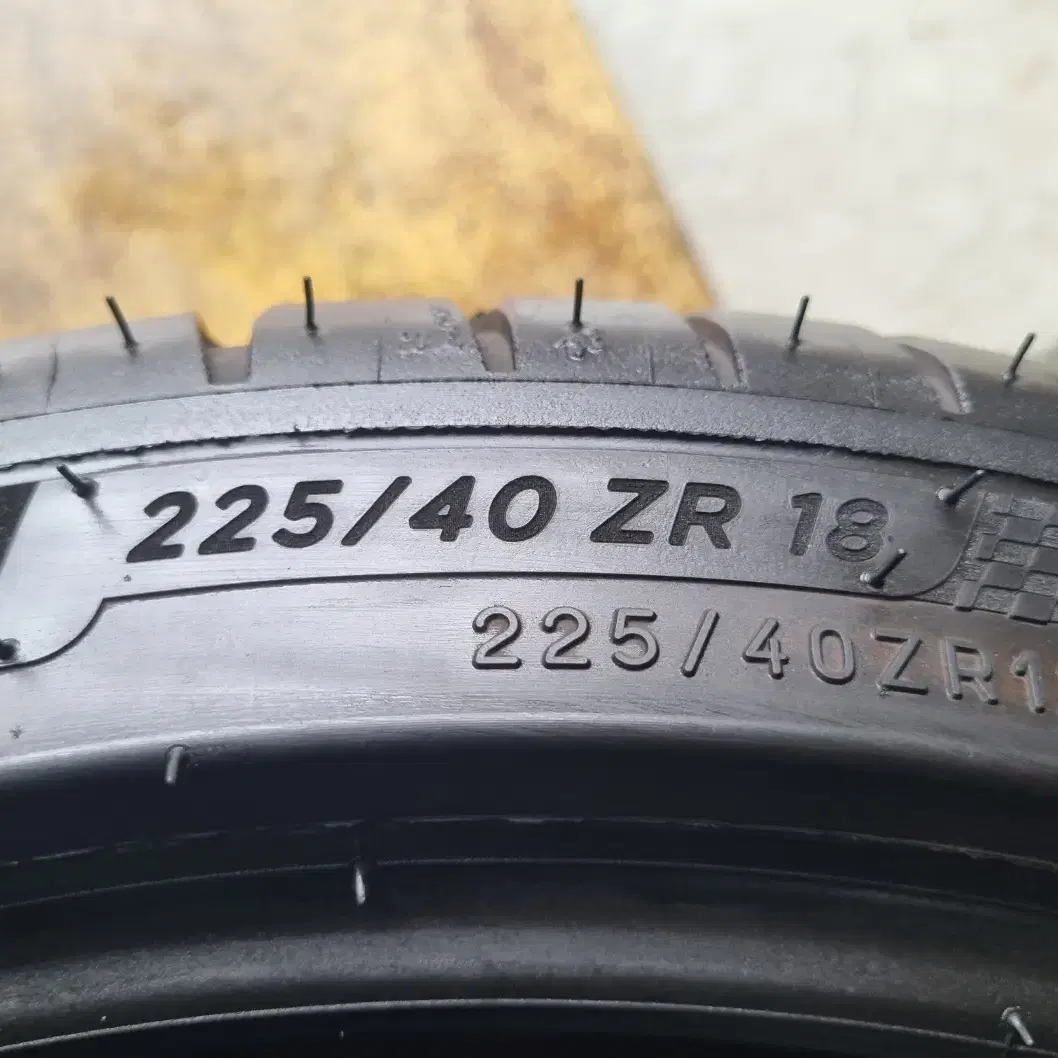 [인천중고타이어] 225/40R18 미쉐린파일럿스포츠4 중고2254018