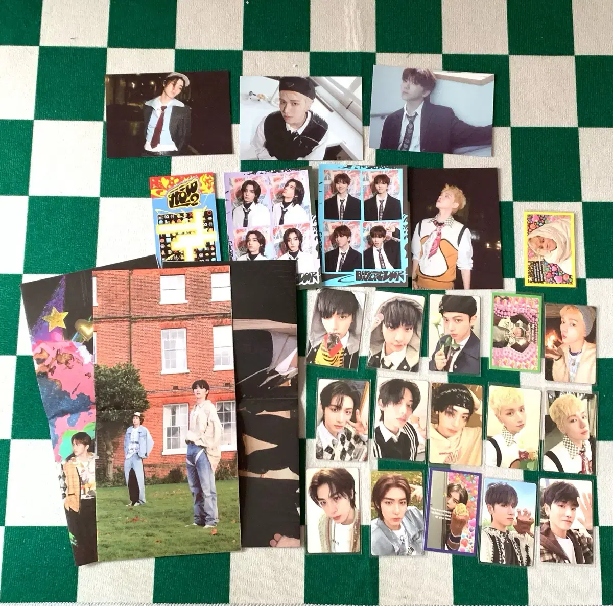 Boynextdoor photocard 16 + album components