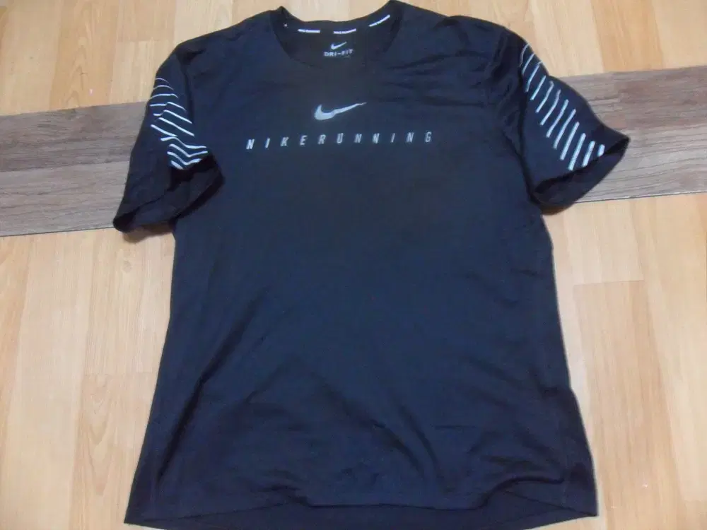 6천원구제 nike men's short sleeve round t-shirt running clothes sportswear 2-18-3