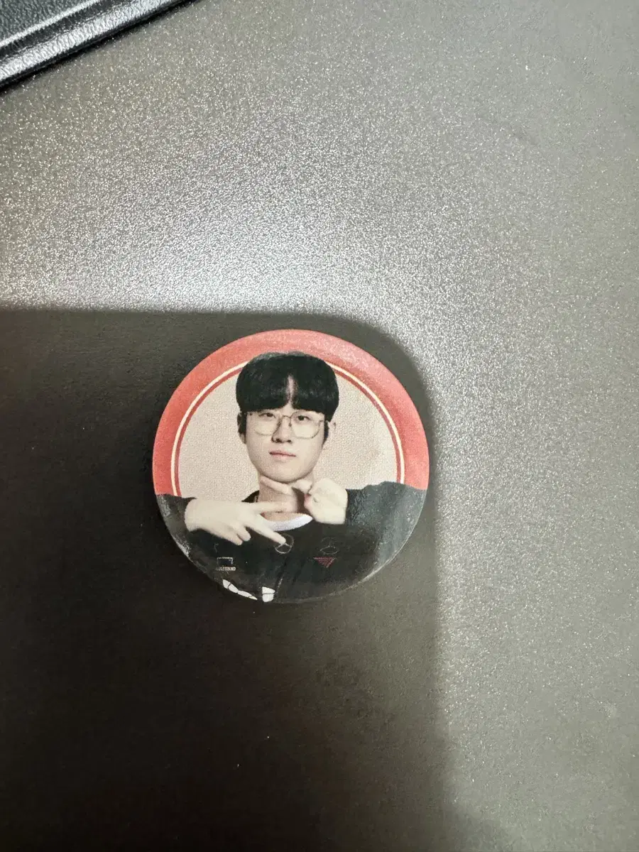 LCK T1 Zeus T1 Zeus Pin Badge