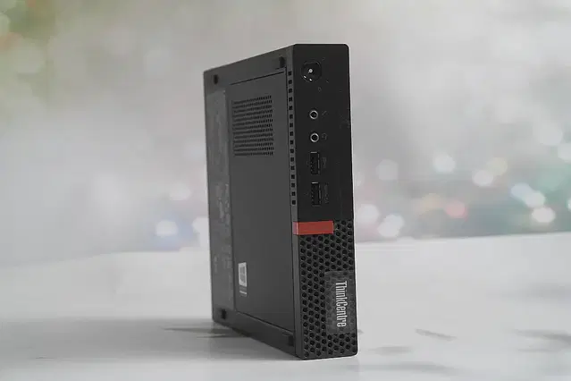 MINI Thinkcentre  M710Q/i5-7400T/8G/256G