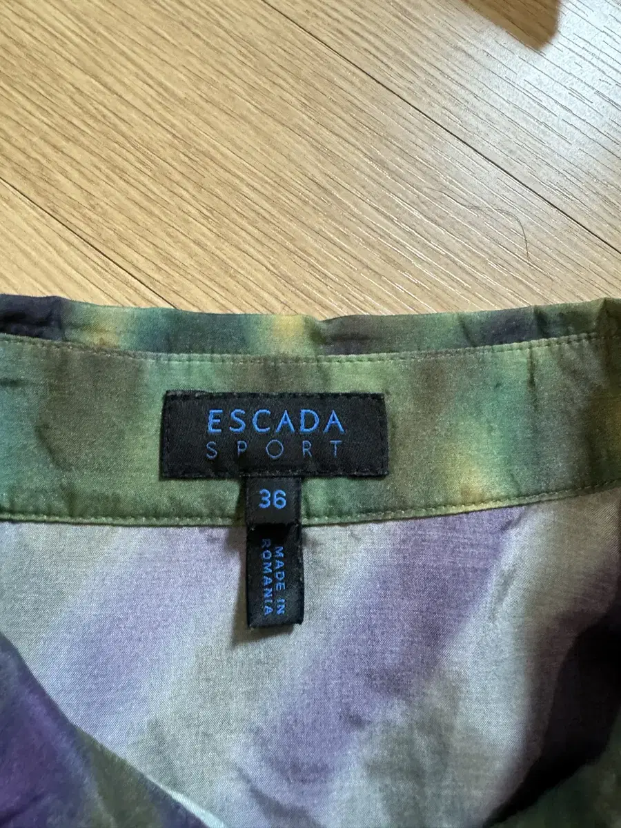 Escada sports 에스까다포츠 실크 블라우스