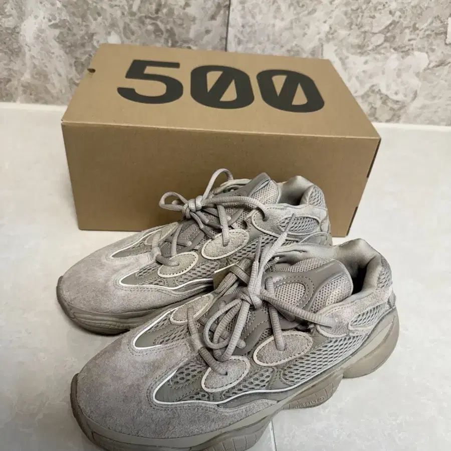 [260]이지500 토프 Yeezy 500 taupe light