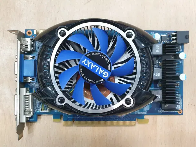 갤럭시 지포스 GTX 550 TI 1G 그래픽카드 미세한소음