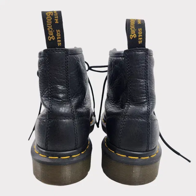 [230] Dr.martens 닥터마틴 6홀 워커 부츠