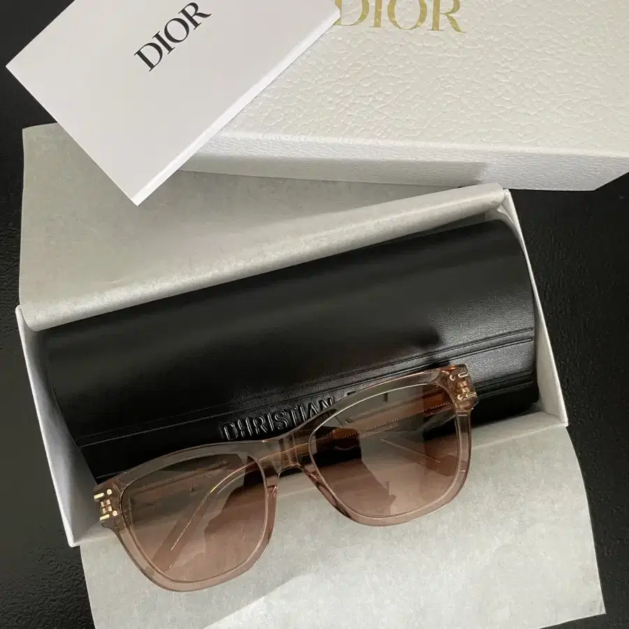 [DIOR] 디올 시그니처 S6U 핑크 선글라스