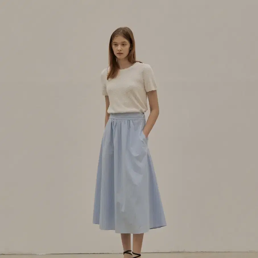 망고매니플리즈 스커트 MAY SHIRRING SKIRT 라이트블루