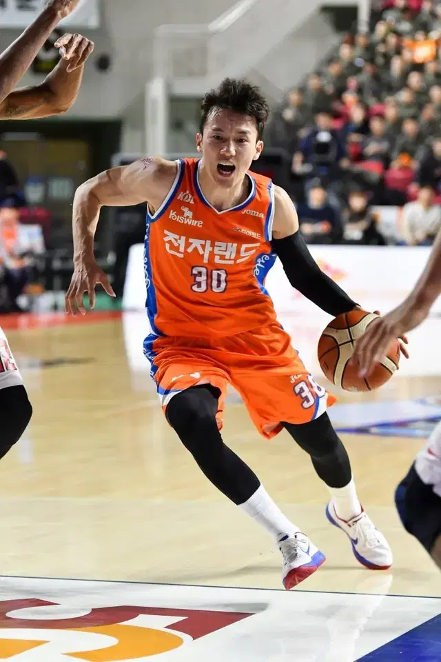 KBL 박찬희 전자랜드 어센틱 유니폼 세트