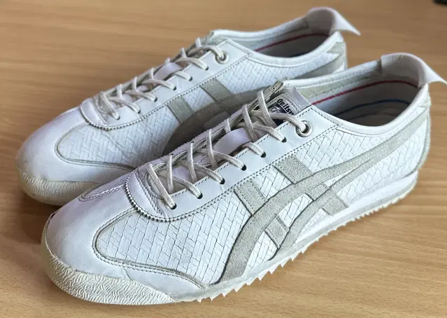 ONITSUKA TIGER MAXICO 66 SD