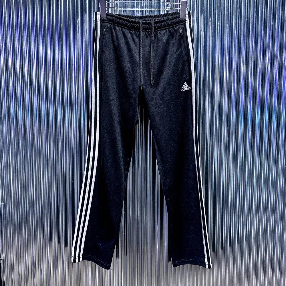 adidas Old School Track Pants (Domestic 25) CC758