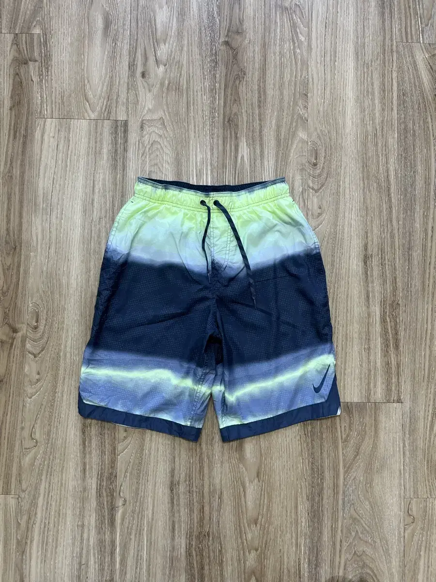 Nike Gradient Shorts M