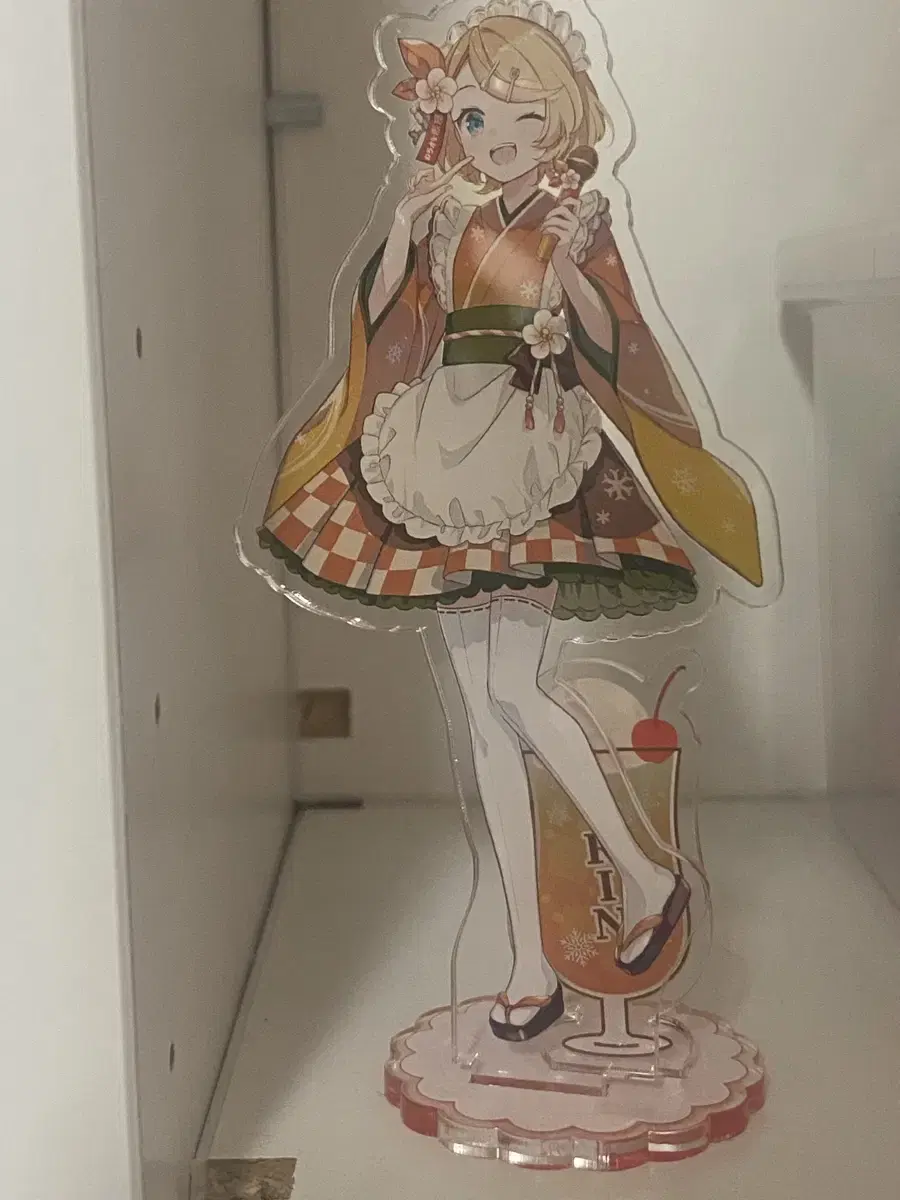 Kagamine Rin acrylic stand Vocaloid Bocaro