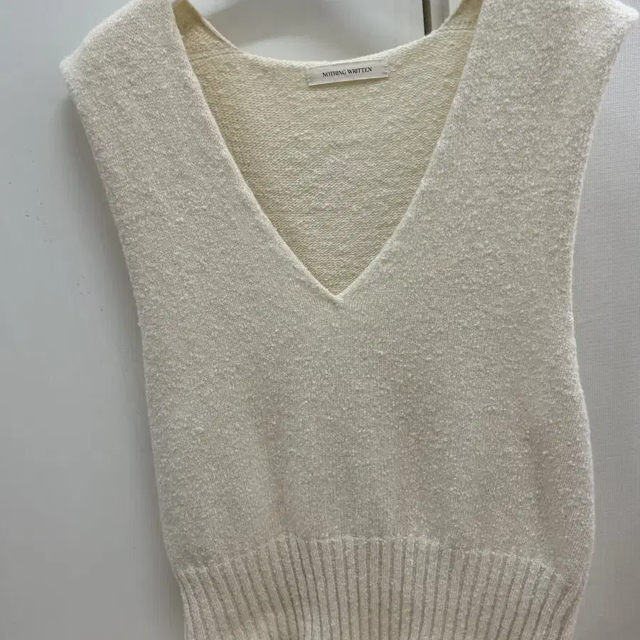 낫띵리튼 조끼 베스트 Hay sleeveless sweater